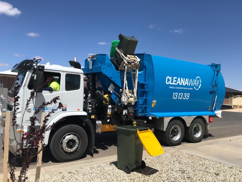 CW_Web_Asset_Cleanaway truck collecting green FOGO bin in Mildura